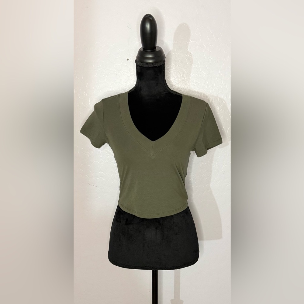 Fashion Nova White, Black, and Olive Green Top - Picture 4 of 10